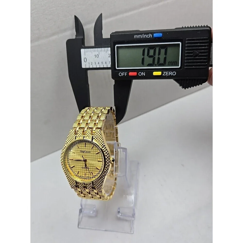 Oleg Cassini Womens Quartz Watch Gold Tone Mesh Bracelet Japan Movt New Battery